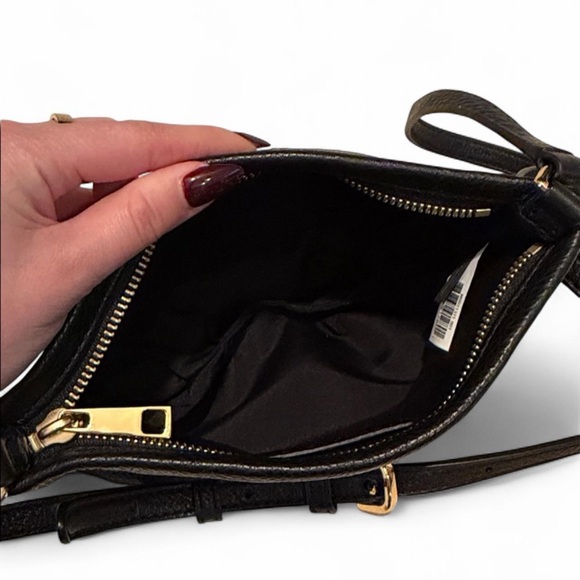 Marc Jacobs Pebbled Leather Crossbody Bag Black - Picture 8 of 10